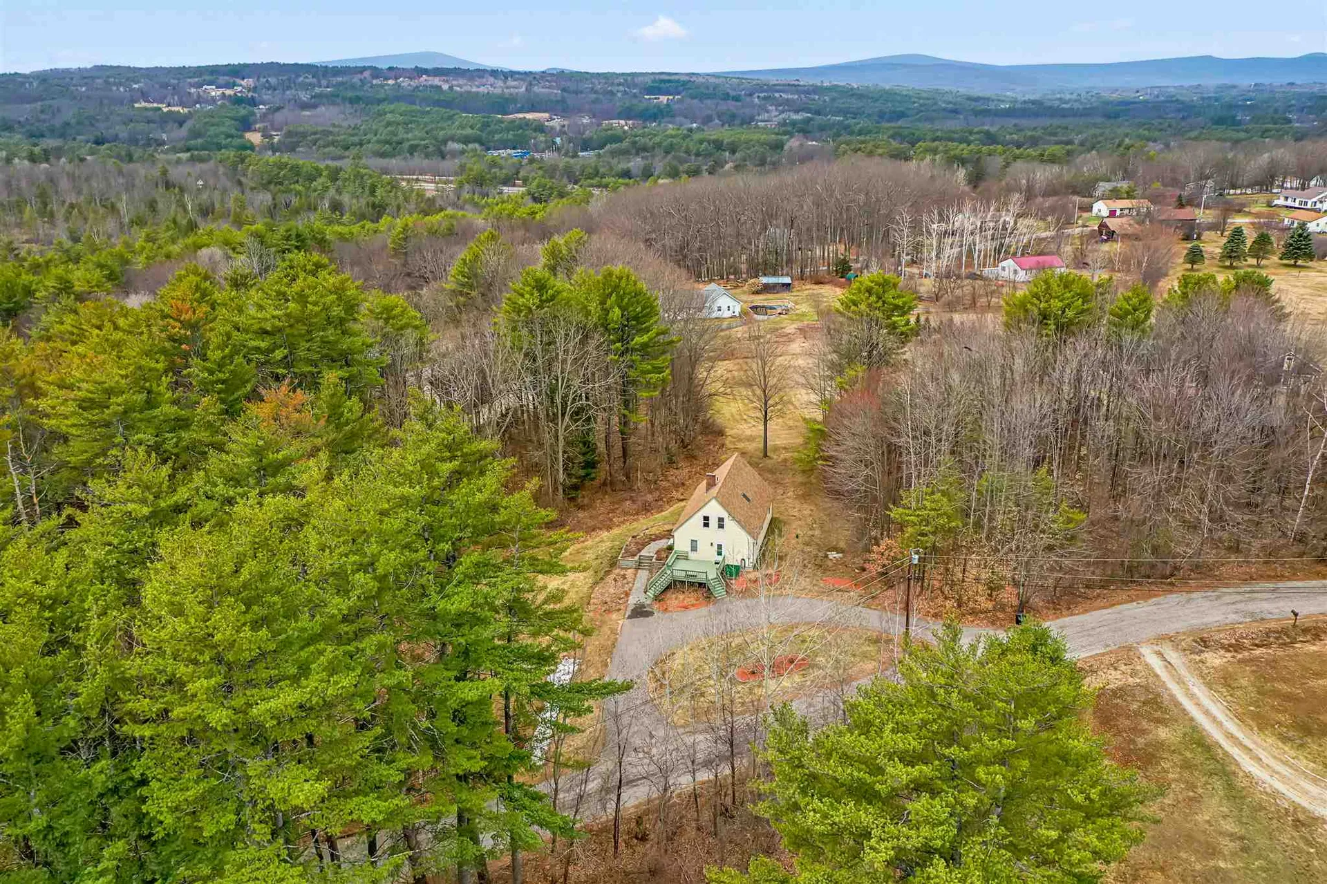 33 Greenwood Drive Northfield NH 03276