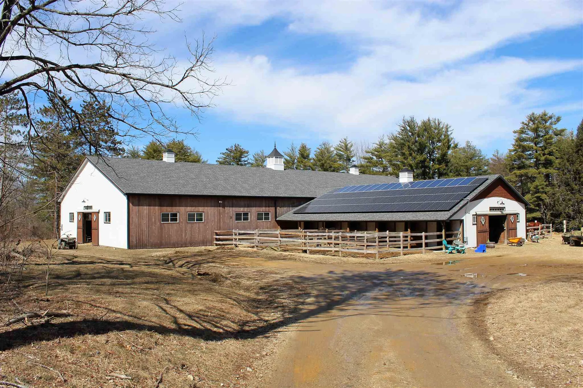 3 Parade Road Deerfield NH 03037