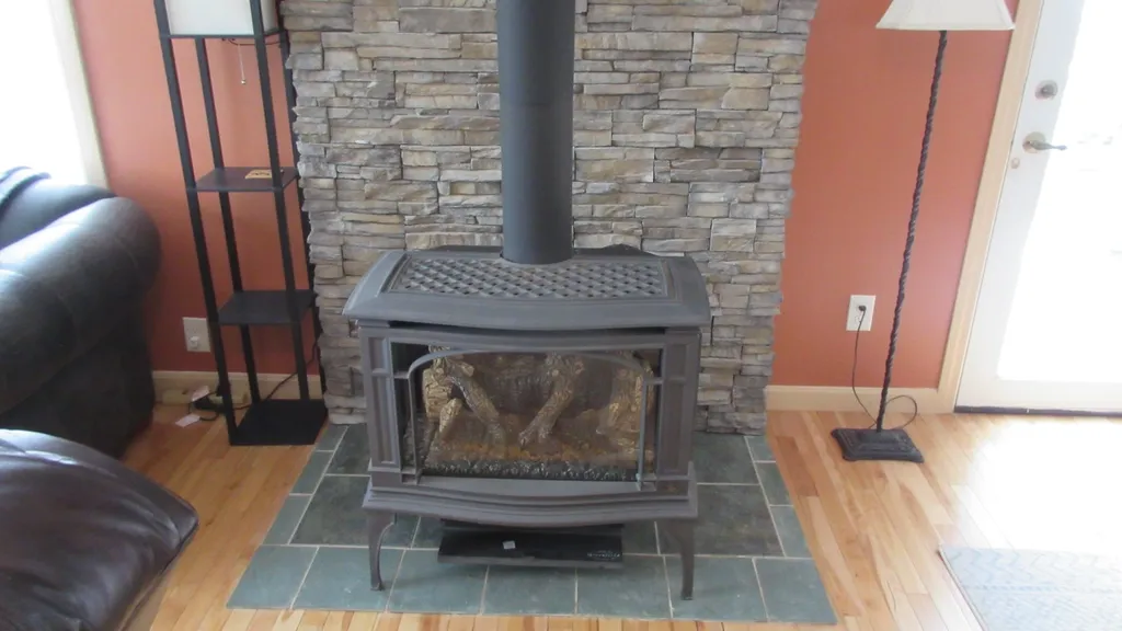 1237 Irish Hill Road Shelburne VT 05482