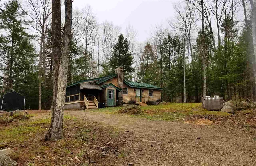 52 North Mayhew Turnpike Hebron NH 03241