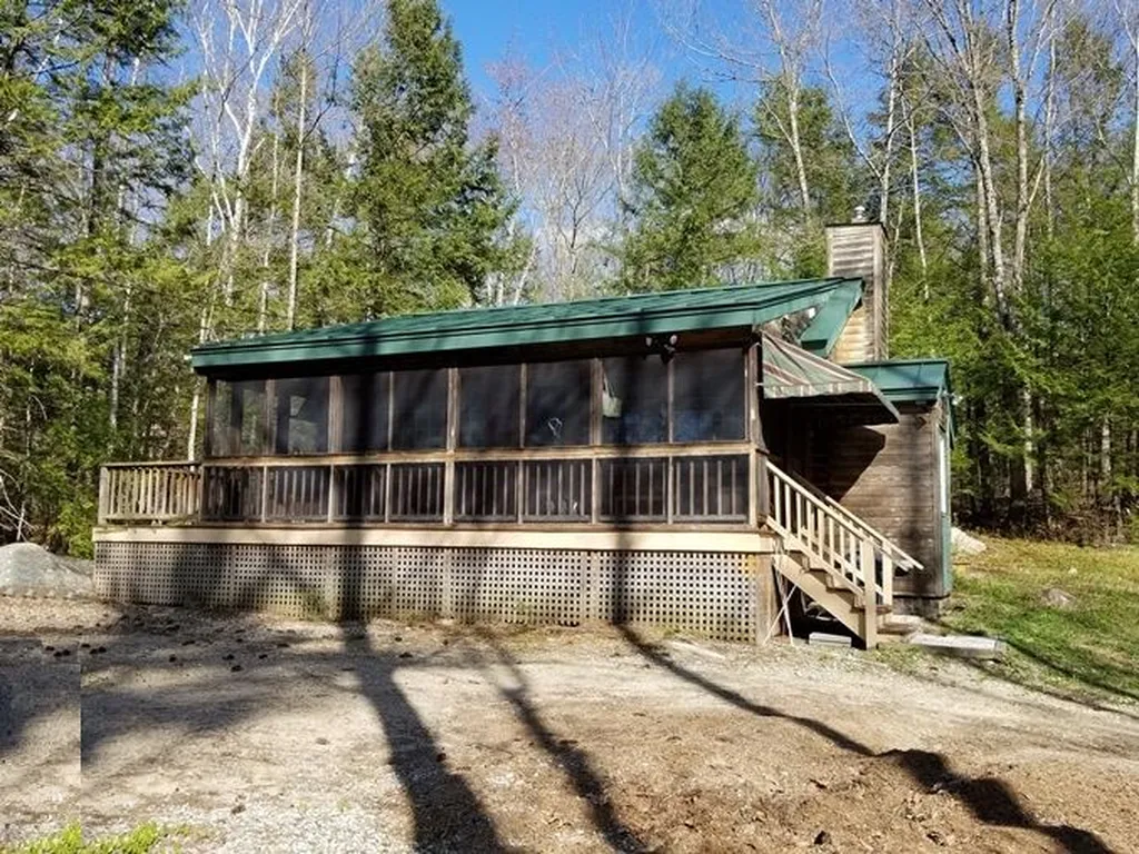 52 North Mayhew Turnpike Hebron NH 03241