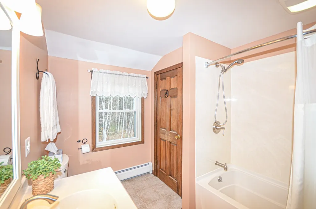 89 Podunk Road Candia NH 03034