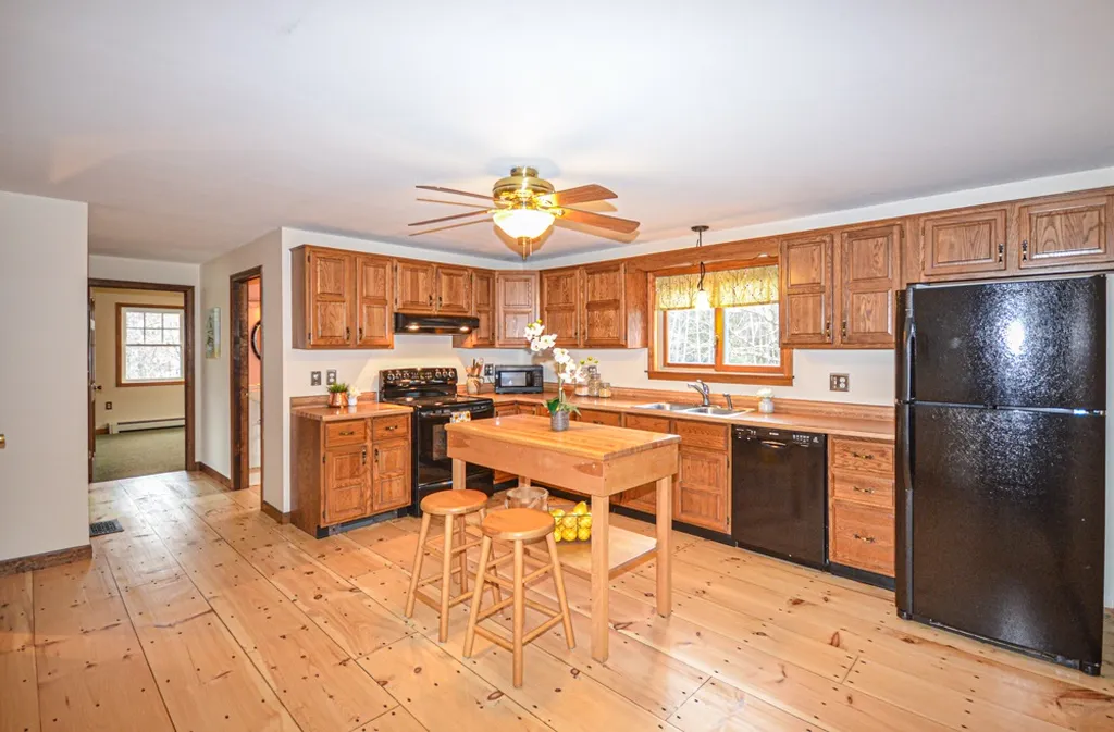 89 Podunk Road Candia NH 03034