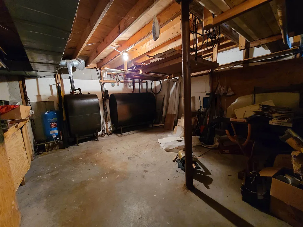 242 Knowles Pond Road Northfield NH 03276