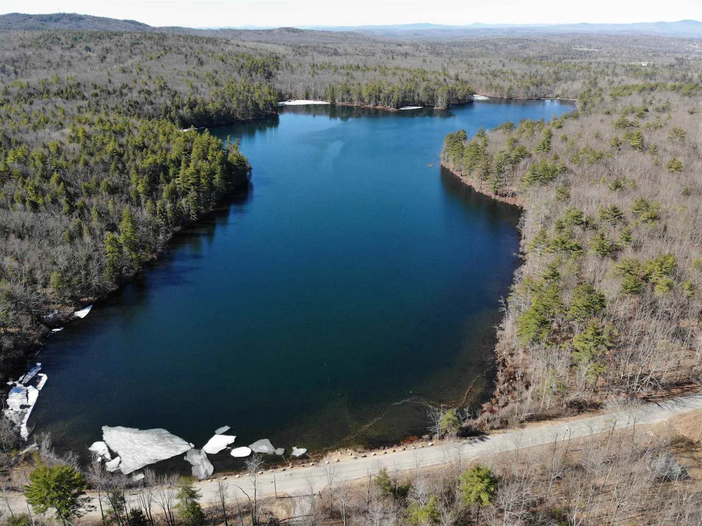 242 Knowles Pond Road Northfield NH 03276