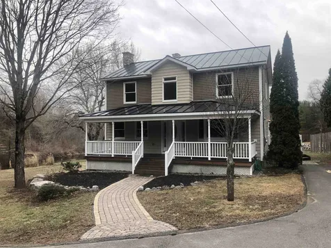 454 Elm Street Goffstown NH 03045