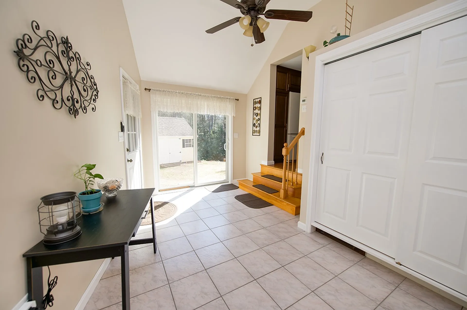 8 Hunt Pond Road Sandown NH 03873