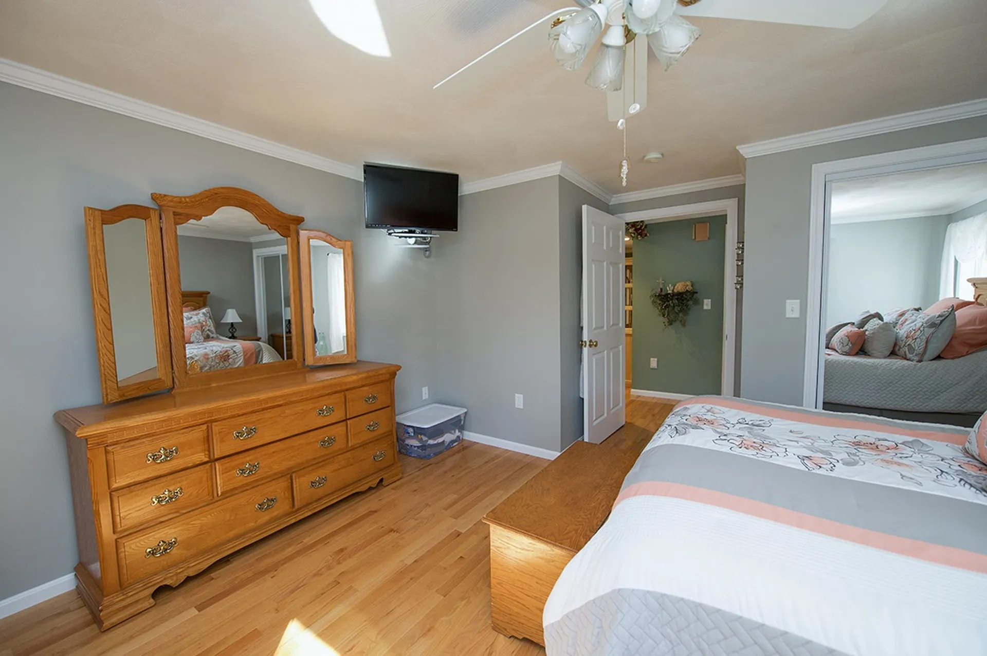 8 Hunt Pond Road Sandown NH 03873