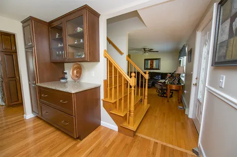 8 Hunt Pond Road Sandown NH 03873