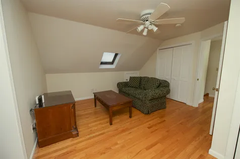 8 Hunt Pond Road Sandown NH 03873