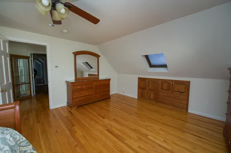 8 Hunt Pond Road Sandown NH 03873