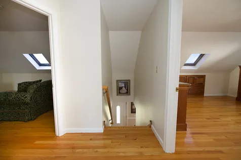 8 Hunt Pond Road Sandown NH 03873