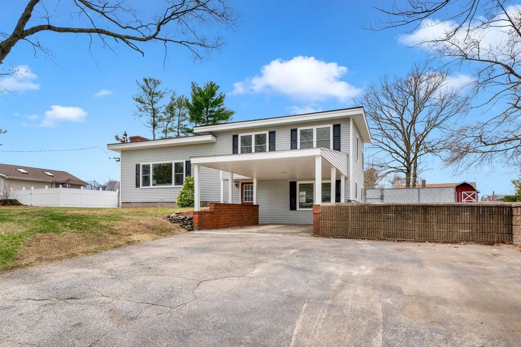 43 Forest Park Drive Nashua NH 03060