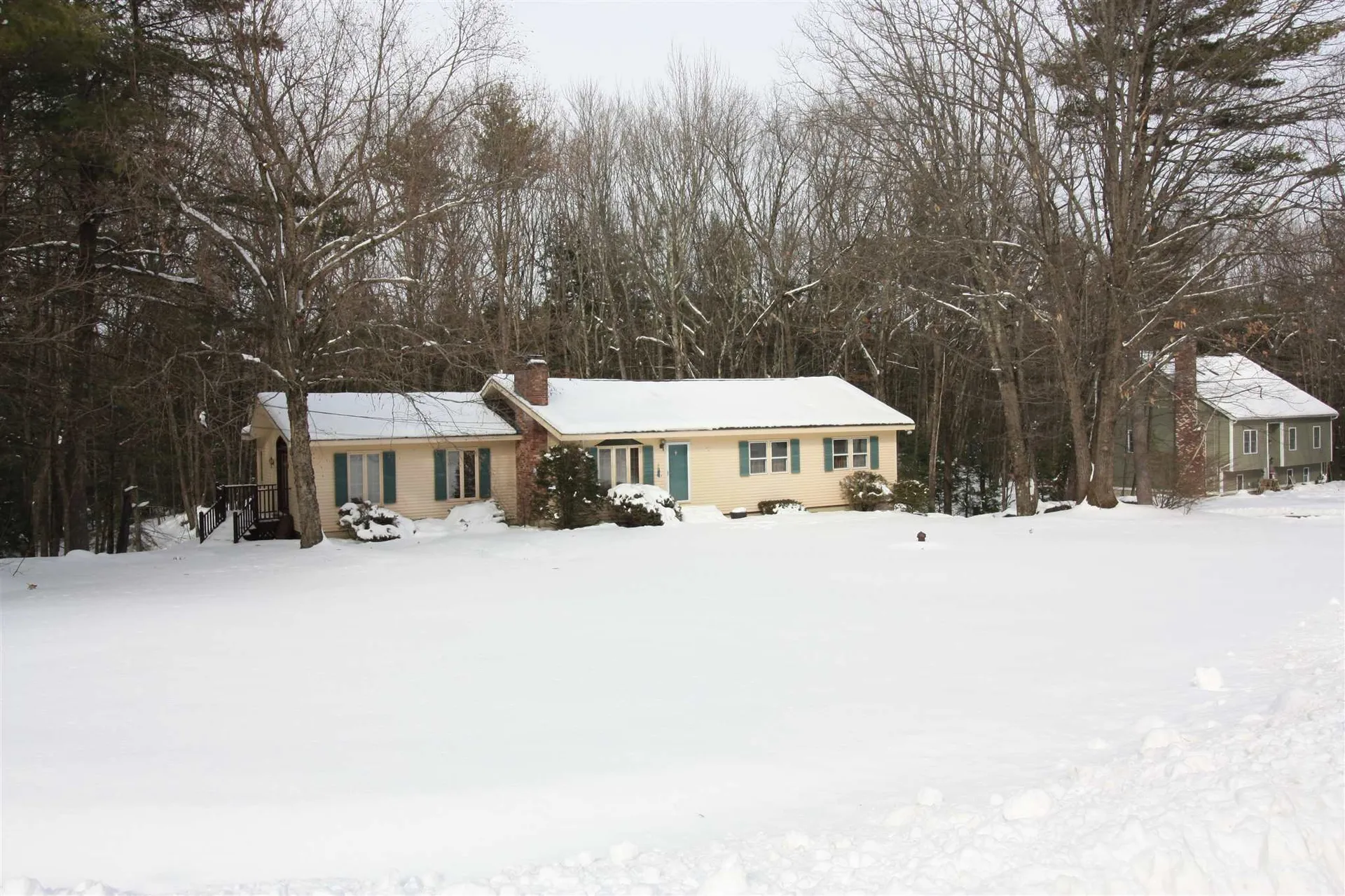 122 Comstock Drive Milford NH 03055