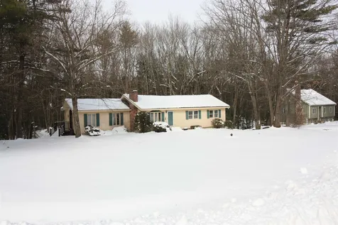 122 Comstock Drive Milford NH 03055