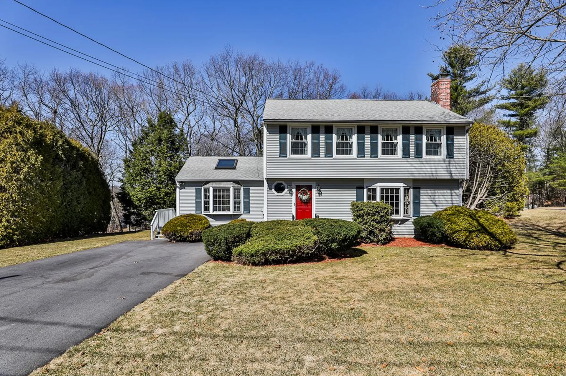 19 Macdonald Drive Nashua NH 03062