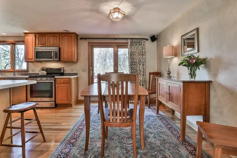 19 Macdonald Drive Nashua NH 03062