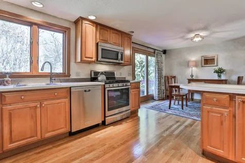 19 Macdonald Drive Nashua NH 03062