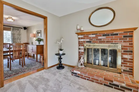 19 Macdonald Drive Nashua NH 03062