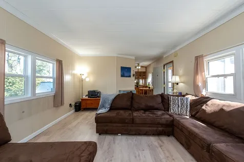 6 N Elderberry Lane Rochester NH 03867
