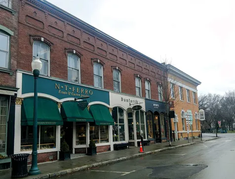 5 Central Street Woodstock VT 05091