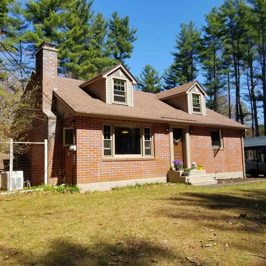 85 Page Road Litchfield NH 03052
