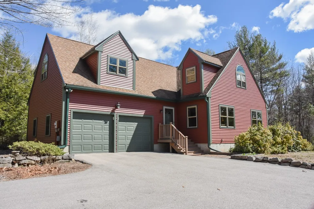 8 Lakin Road Brookline NH 03033