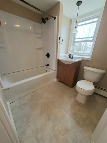 122 W Hollis Street Nashua NH 03060