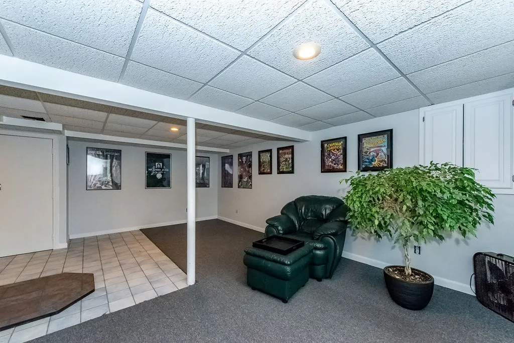 1 Norton Pond Road Raymond NH 03077