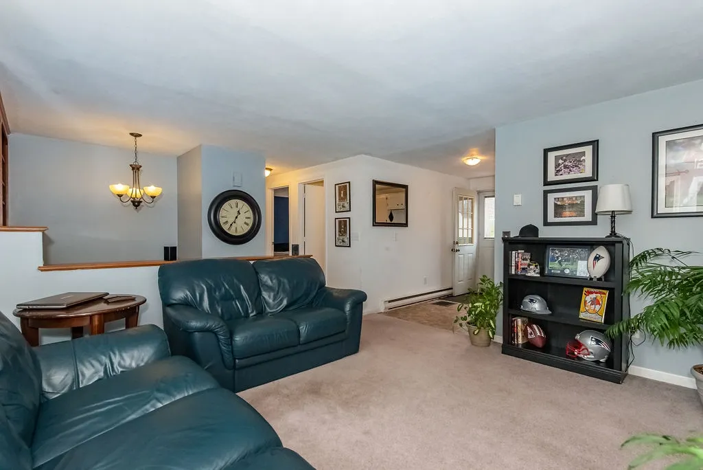 1 Norton Pond Road Raymond NH 03077
