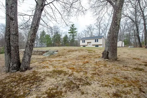 1 Norton Pond Road Raymond NH 03077