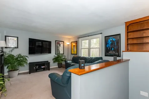 1 Norton Pond Road Raymond NH 03077