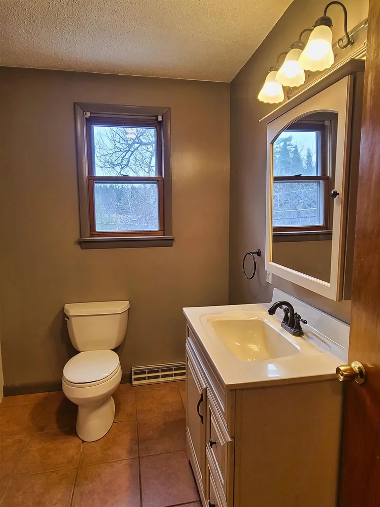 580 Middle Road Milton VT 05468