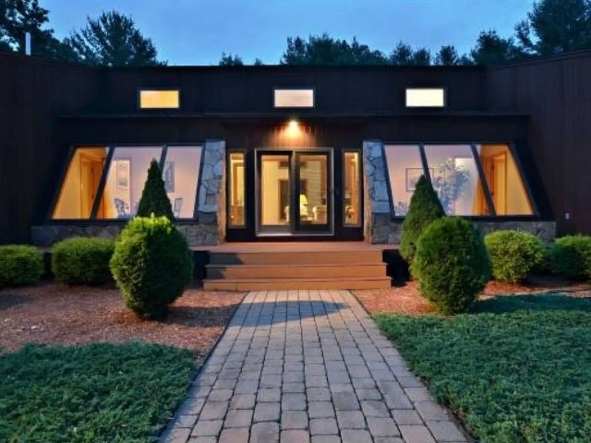 12 New South Drive Amherst NH 03031