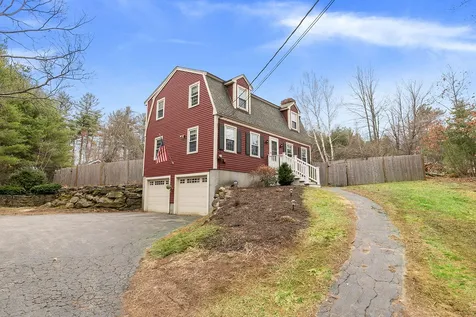 122 Fordway Extension Derry NH 03038