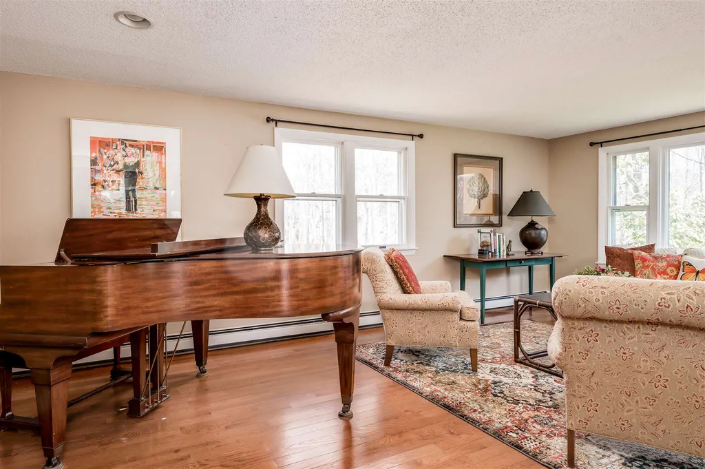 1 Tirrell Place Durham NH 03824