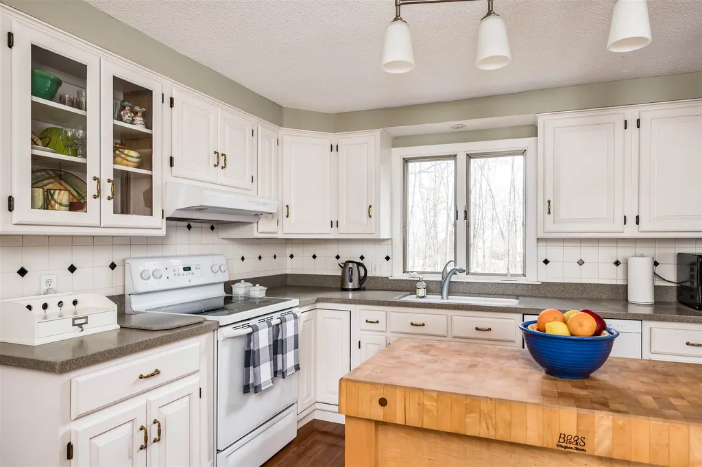 1 Tirrell Place Durham NH 03824