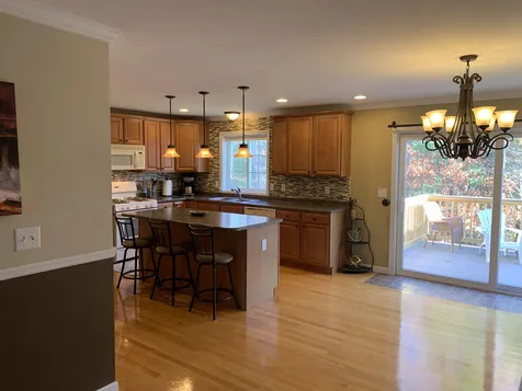 9a Canterberry Court Hudson NH 03051