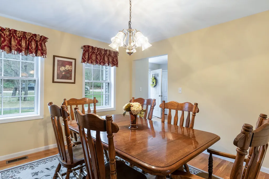 35 Ledgewood Road Wilton NH 03086