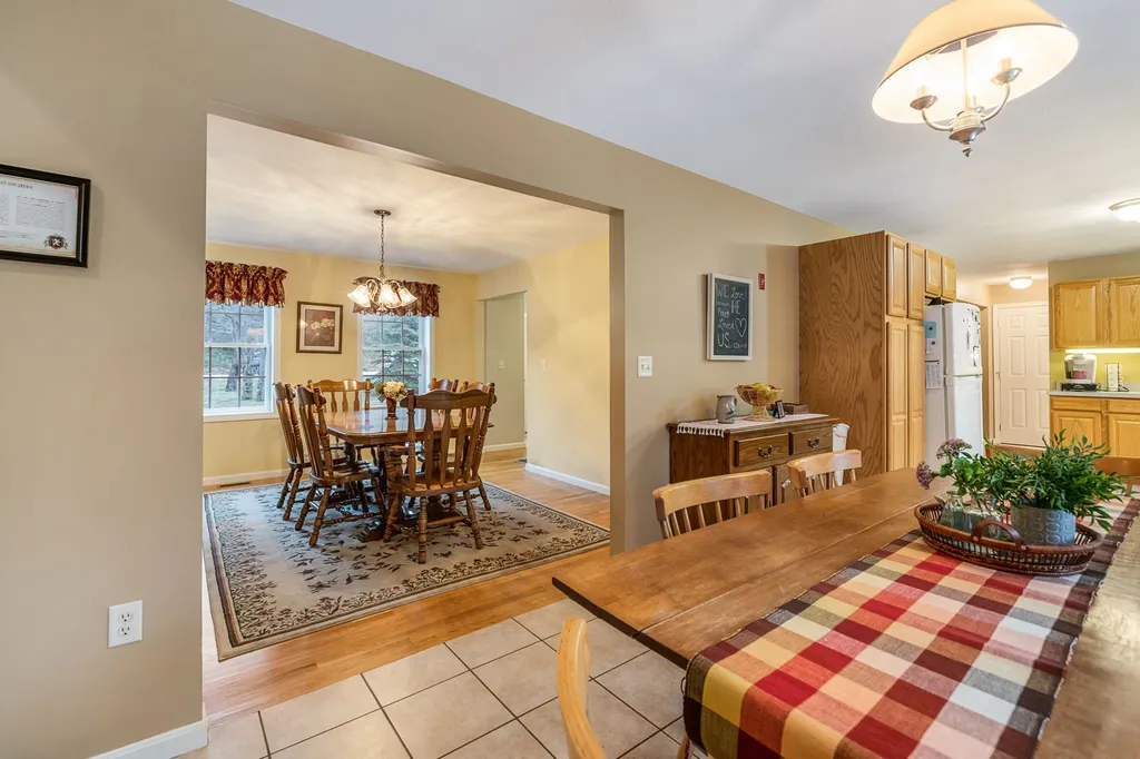 35 Ledgewood Road Wilton NH 03086