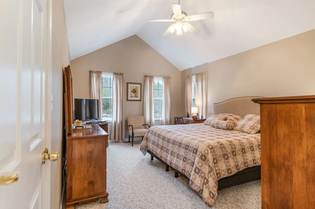 35 Ledgewood Road Wilton NH 03086