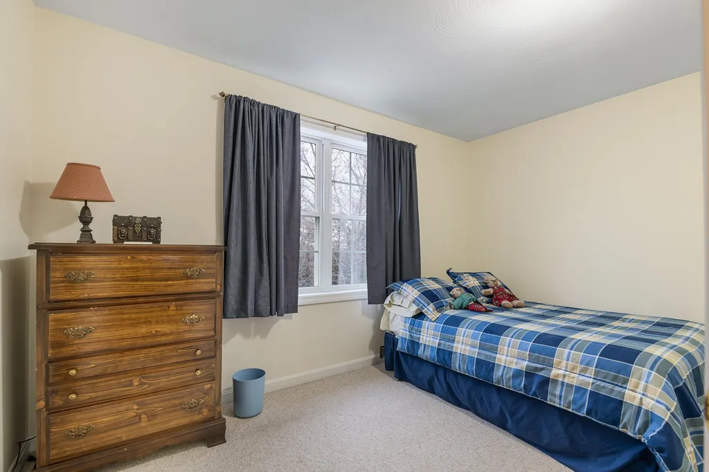 35 Ledgewood Road Wilton NH 03086