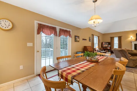 35 Ledgewood Road Wilton NH 03086