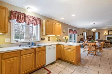 35 Ledgewood Road Wilton NH 03086
