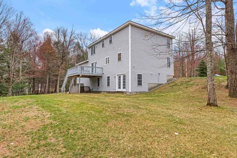 35 Ledgewood Road Wilton NH 03086