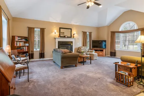 35 Ledgewood Road Wilton NH 03086