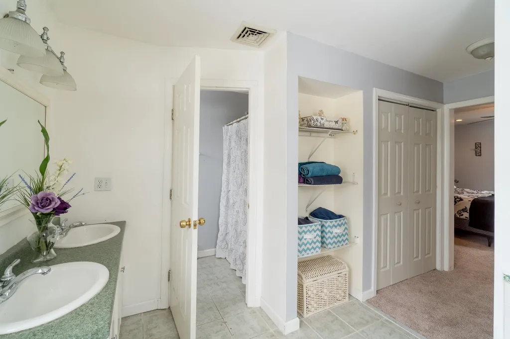 2850 Hinesburg Road Charlotte VT 05445
