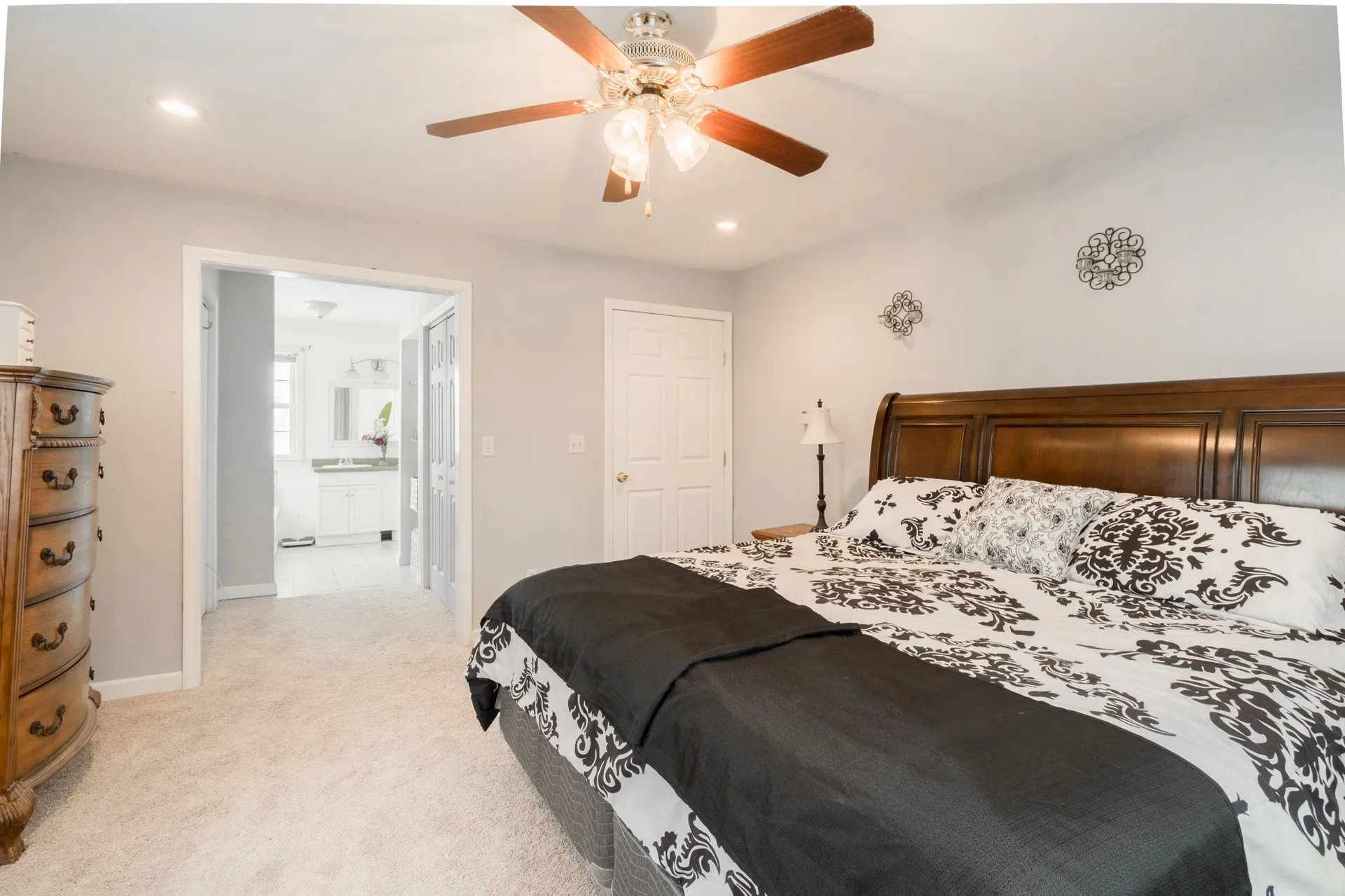 2850 Hinesburg Road Charlotte VT 05445