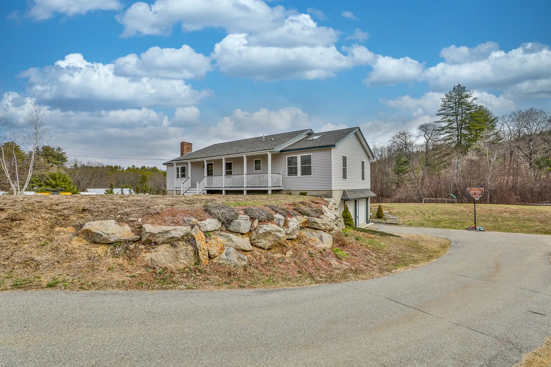 25 Byam Road New Boston NH 03070