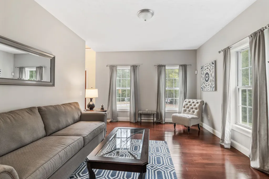 26 Treadwell Lane Peterborough NH 03458